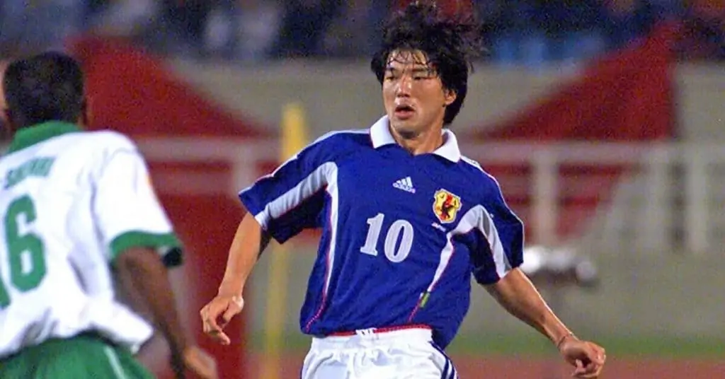 Hiroshi Nanami playing for Japan