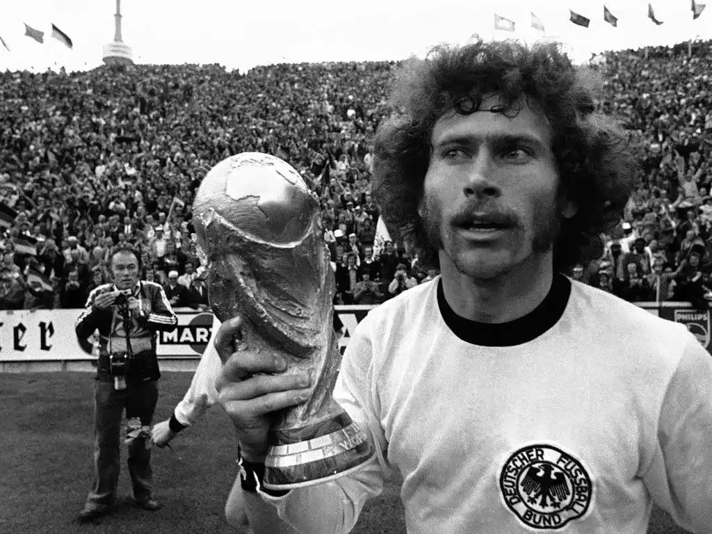 paul breitner with the world cup trophy