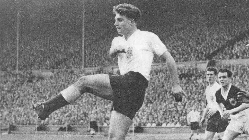 duncan edwards playing for england