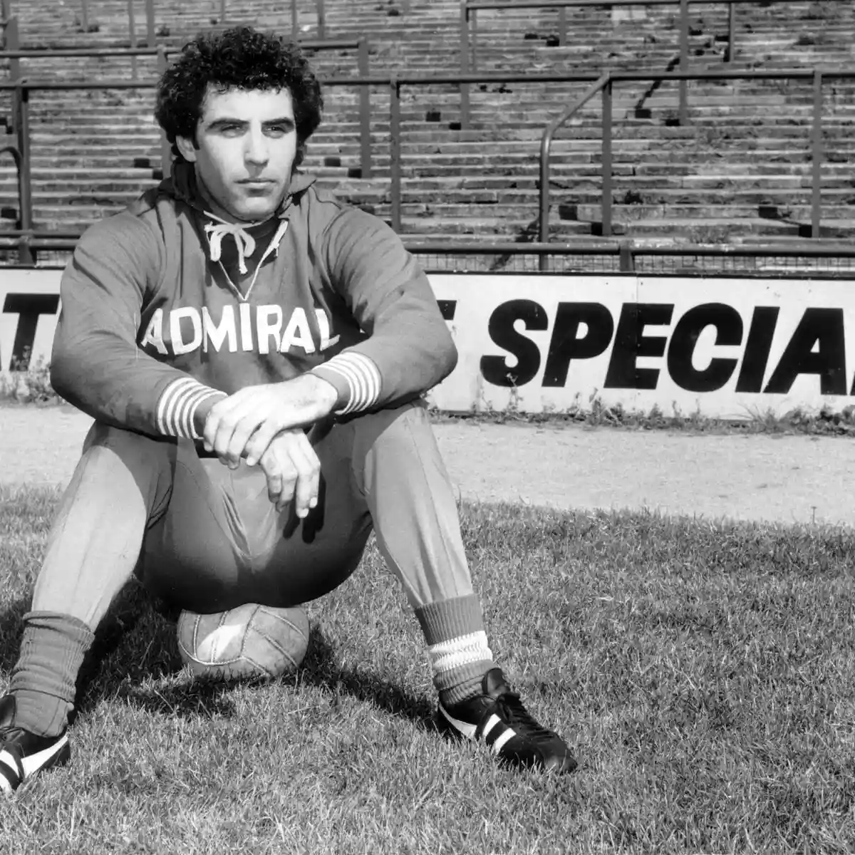peter shilton taking a rest in training