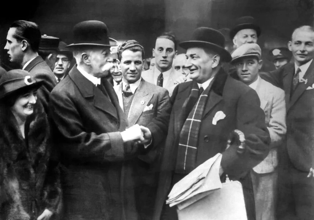 Hugo Meisl being greeted by fans at the world cup