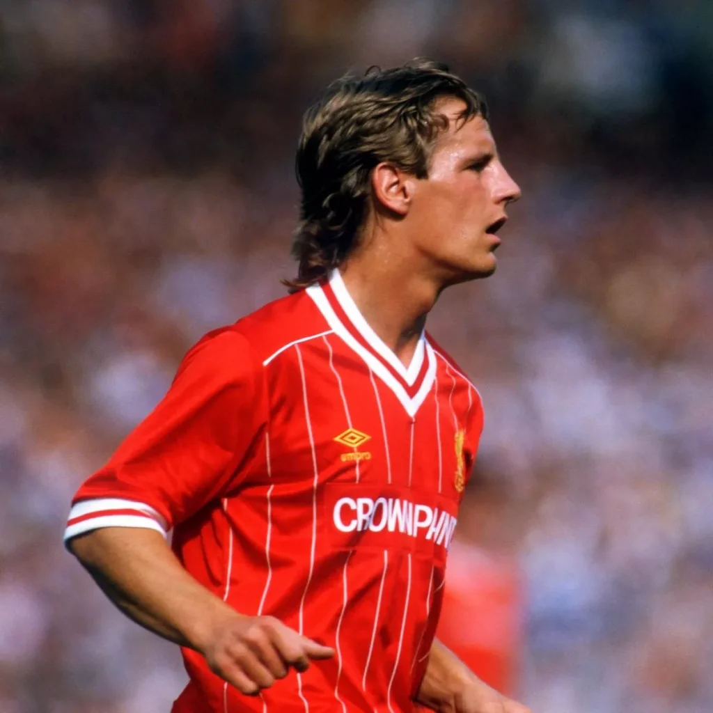 soccer player paul walsh when playing for liverpool