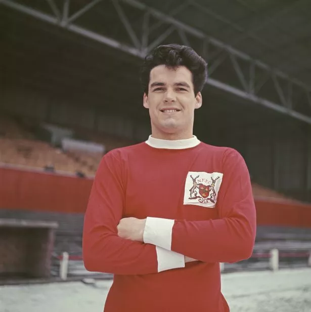 frank wignall in nottingham forest shirt