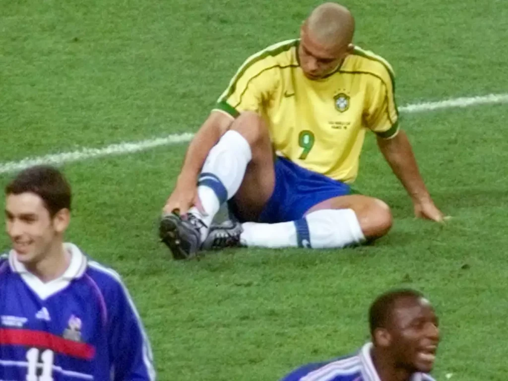 ronaldo on the ground after losing world cup final