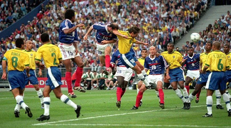 zidane scoring the winner in 1998 world cup with his head
