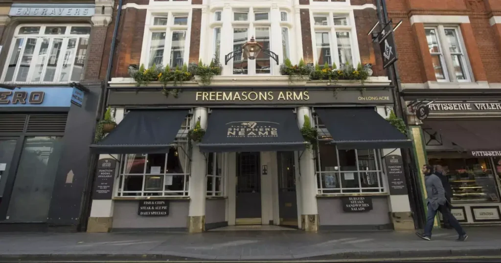 freemasons_arms_london