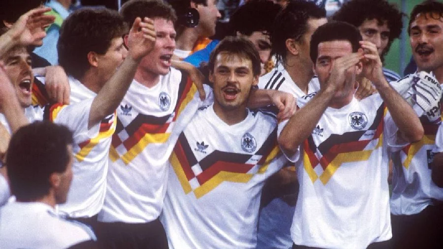 german players celebrating winning the world cup 1990