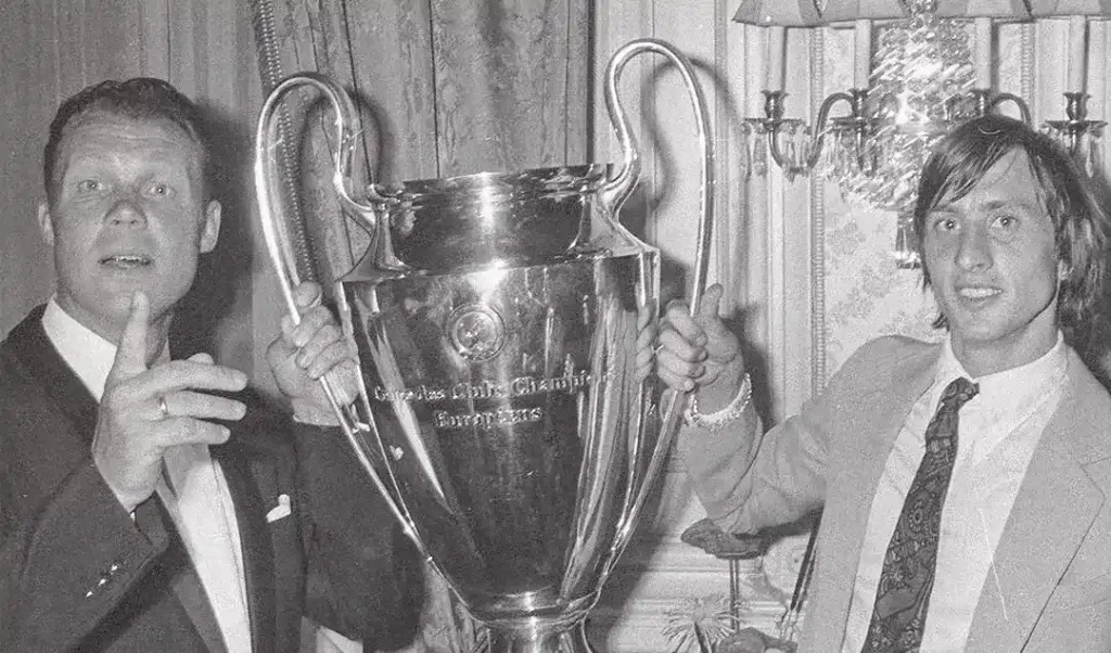 rinus michels and johan cryff with european cup