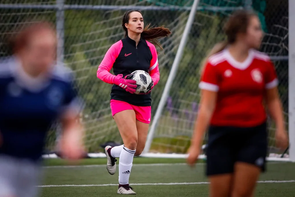 women's soccer goalkeeper