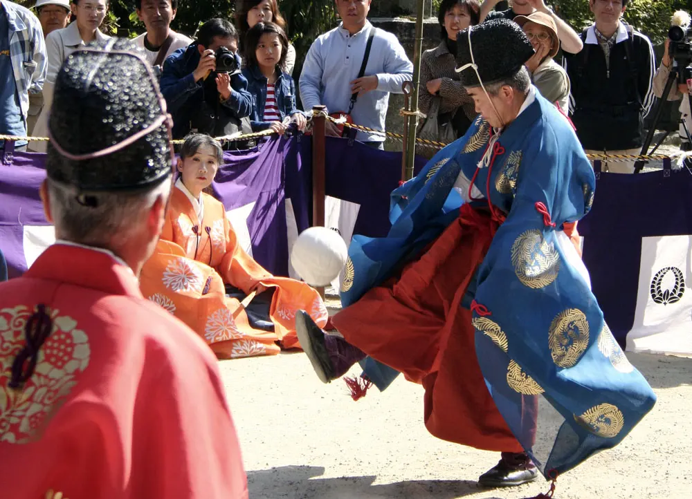 Kenmari ancient soccer game from japan