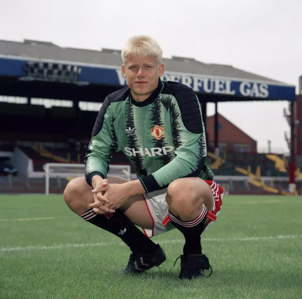 who did peter schmeichel play for