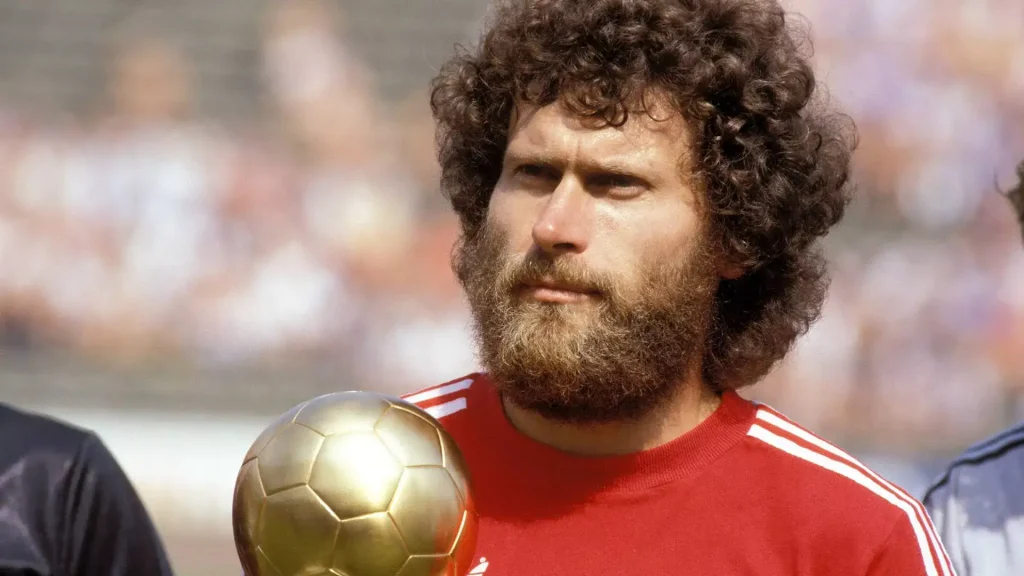 breitner with trophy