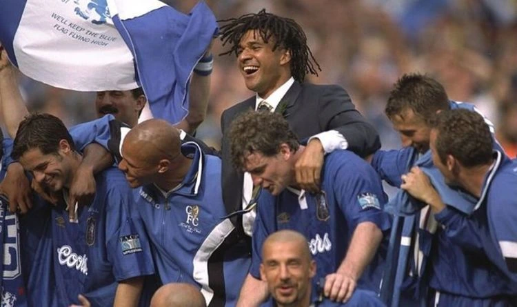 Ruud_Gullit_sacked_at_Chelsea