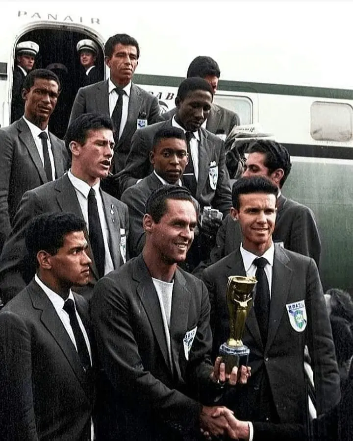 1958 world cup winners arriving home