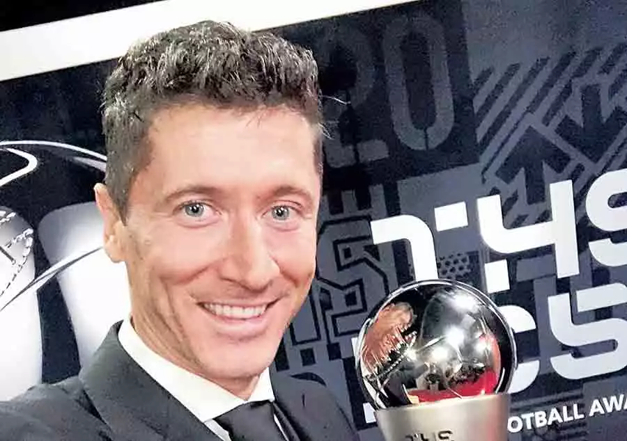 bayern-munich-robert-lewandowski-best-fifa-player-award