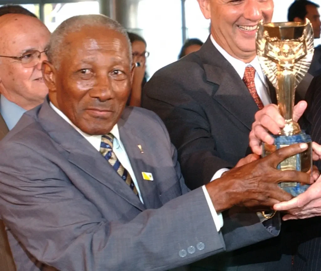 Brazil Right Back With World Cup Trophy