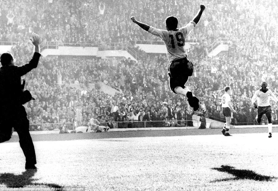 Garrincha celebrating winning the 1962 world cup in Chile