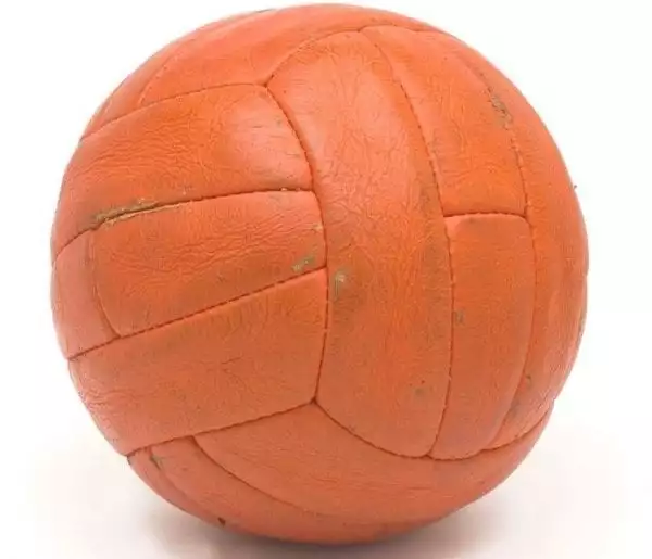 Slazenger 25 Challenge match ball