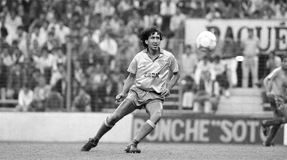 El Magico Gonzalez: El Salvador's wayward idol who matched Maradona on and  off the field