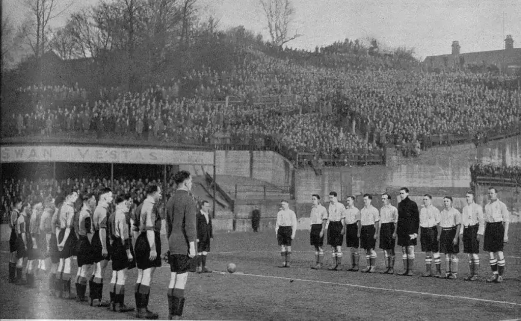 1929 fa cup third round at the nest ground in norwich