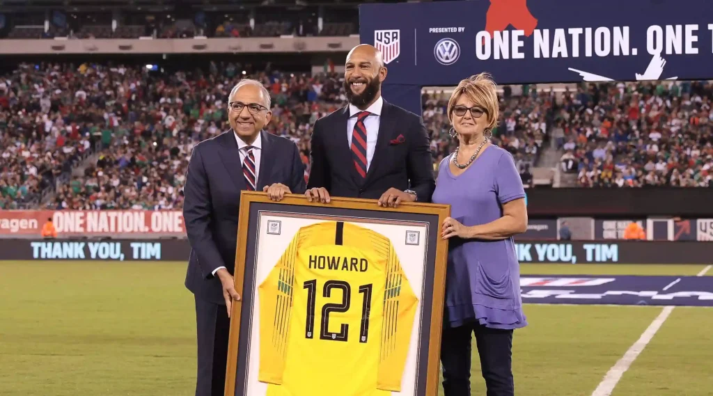 Tim Howard Receiving Award For 121 appearances for USMNT