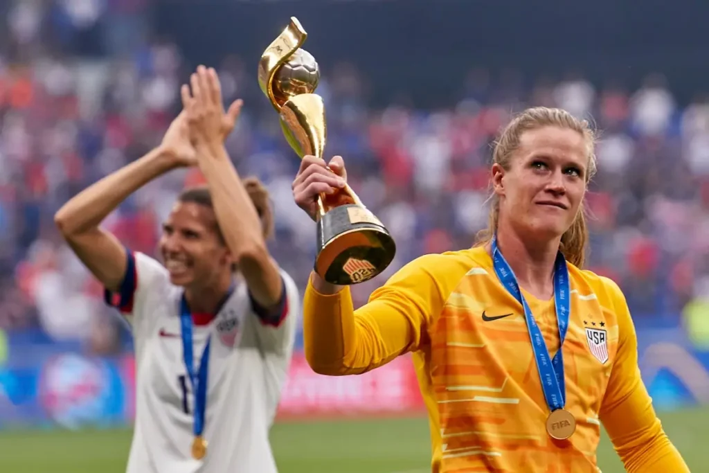 Alyssa Naeher with world cup trophy