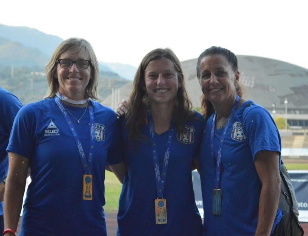 fawcett coaching usa deaf soccer team